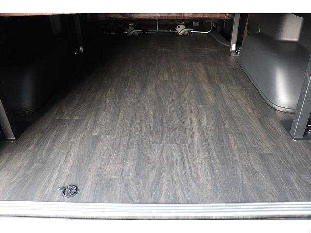 TOYOTA HIACE VAN 4WD 2023 Image 31