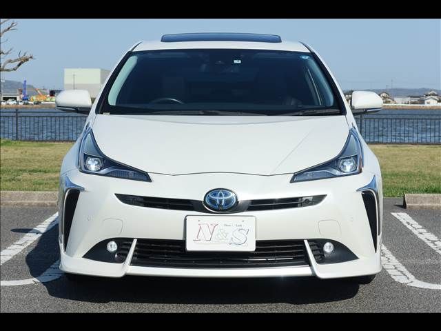 TOYOTA PRIUS 2019 Image 31