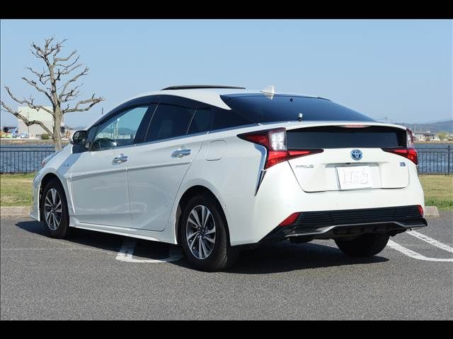 TOYOTA PRIUS 2019 Image 31
