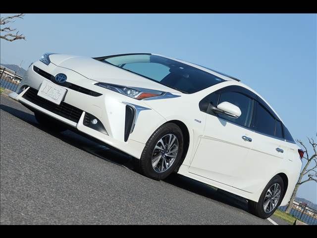TOYOTA PRIUS 2019 Image 31