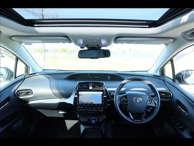 TOYOTA PRIUS 2019 Image 31