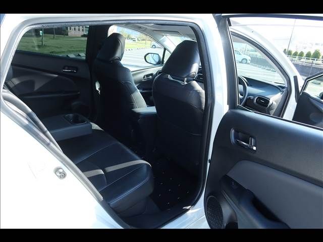 TOYOTA PRIUS 2019 Image 31