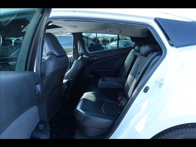 TOYOTA PRIUS 2019 Image 31
