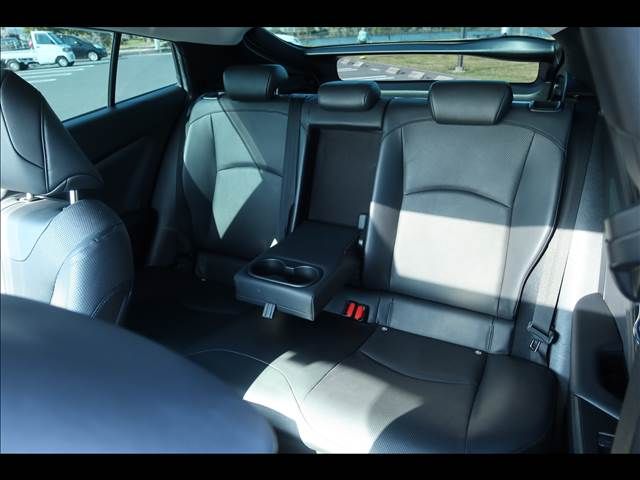 TOYOTA PRIUS 2019 Image 31