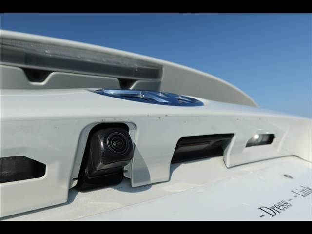 TOYOTA PRIUS 2019 Image 31