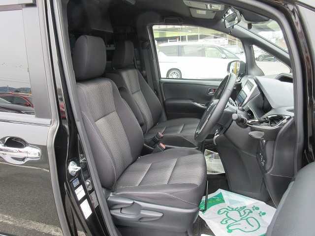 TOYOTA VOXY 2019 Image 31