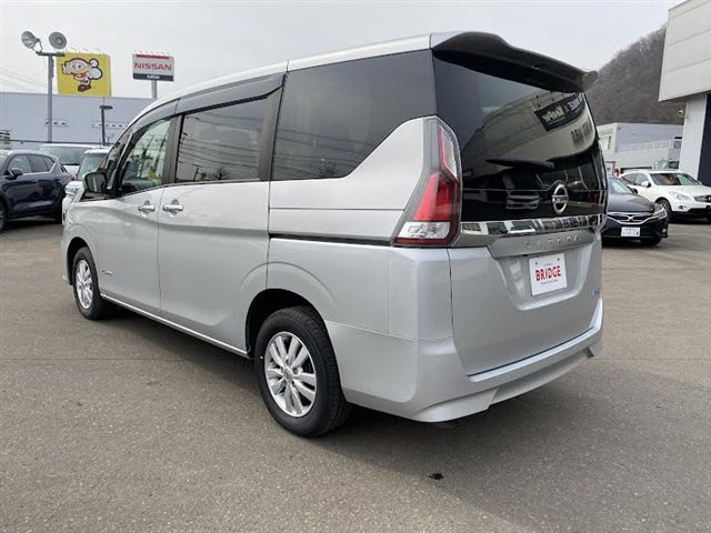 NISSAN SERENA  S-HYBRID 4WD 2018 Image 31