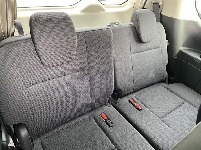 NISSAN SERENA  S-HYBRID 4WD 2018 Image 31