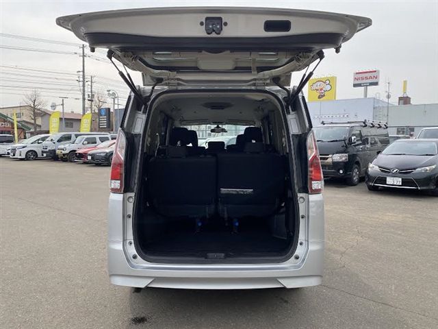 NISSAN SERENA  S-HYBRID 4WD 2018 Image 31