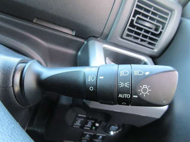 TOYOTA PIXIS MEGA 2020 Image 31