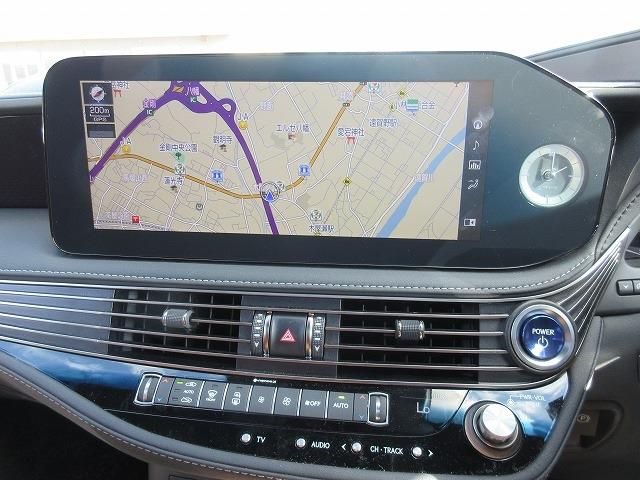 TOYOTA LEXUS LS500H 4WD 2022 Image 31