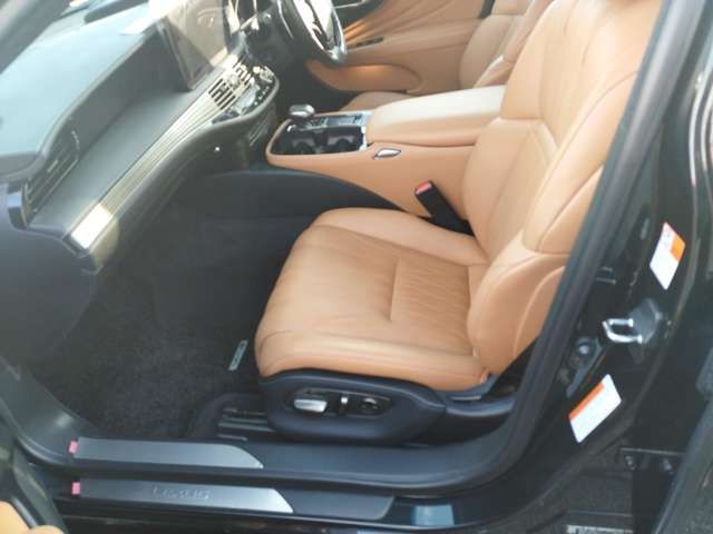 TOYOTA LEXUS LS500H 4WD 2022 Image 31