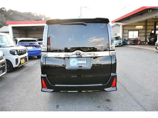 TOYOTA VOXY 2021 Image 31