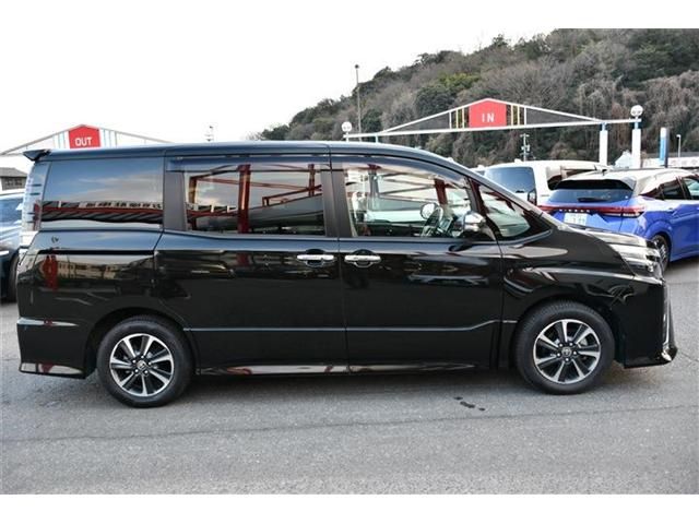 TOYOTA VOXY 2021 Image 31