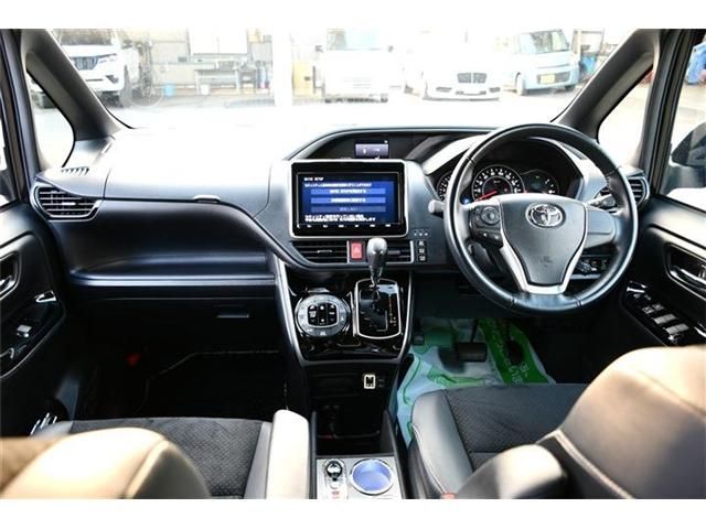 TOYOTA VOXY 2021 Image 31