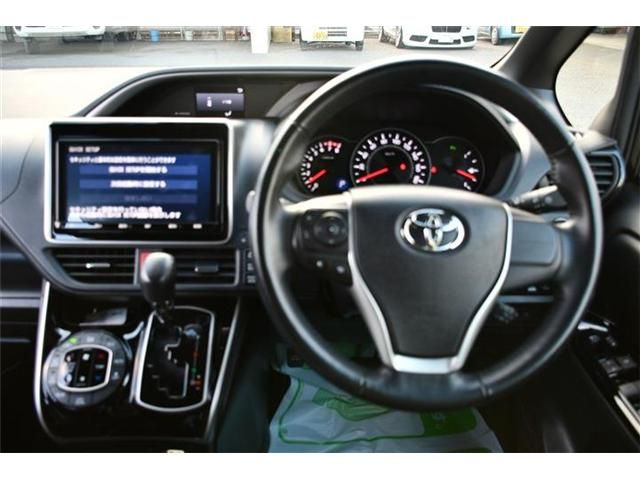 TOYOTA VOXY 2021 Image 31