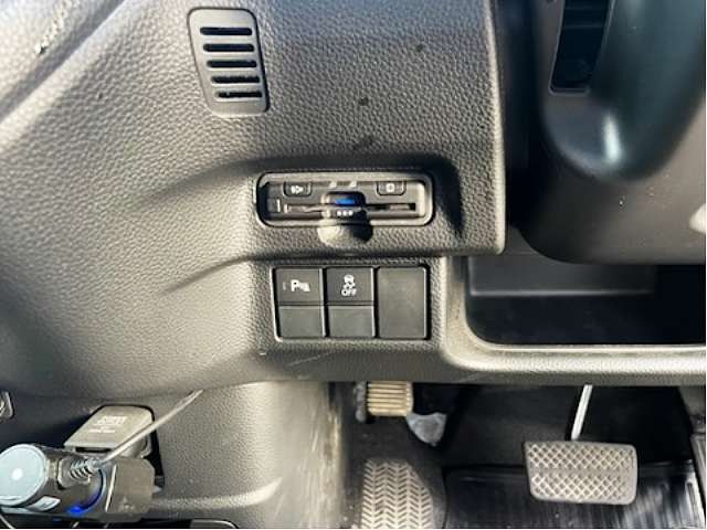 HONDA N BOX CUSTOM 2021 Image 31