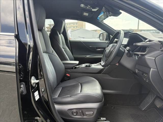 TOYOTA HARRIER 2WD 2023 Image 31