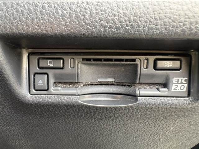 TOYOTA HARRIER 2WD 2023 Image 31