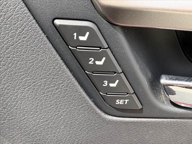 TOYOTA LEXUS RX300 2020 Image 31