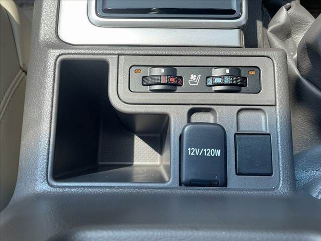 TOYOTA LANDCRUISER PRADO 2023 Image 31