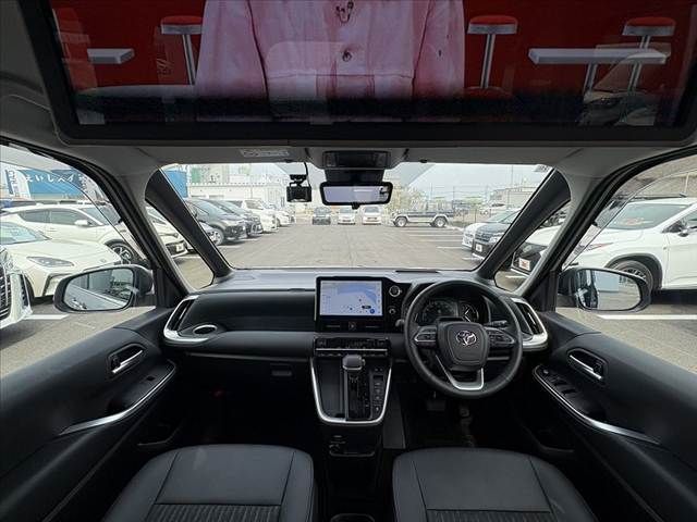 TOYOTA NOAH 2022 Image 31