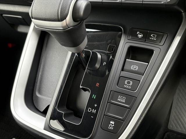 TOYOTA NOAH 2022 Image 31