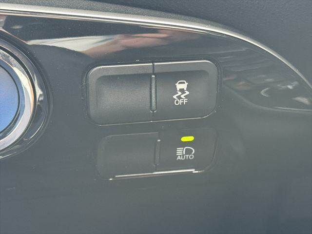 TOYOTA PRIUS 2020 Image 31