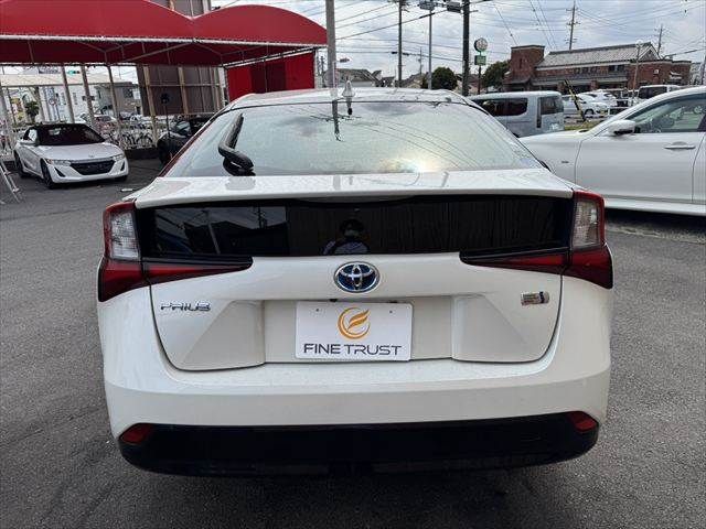 TOYOTA PRIUS 2020 Image 31