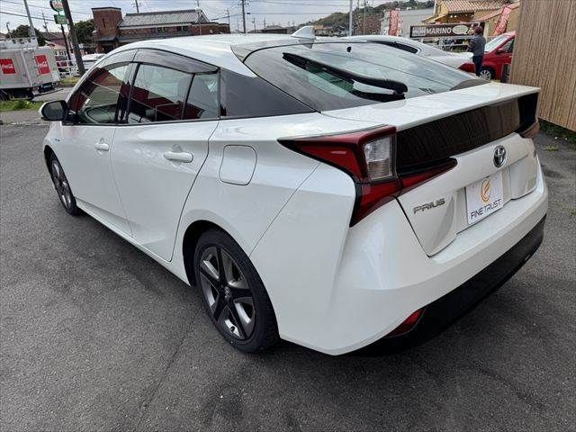 TOYOTA PRIUS 2020 Image 31