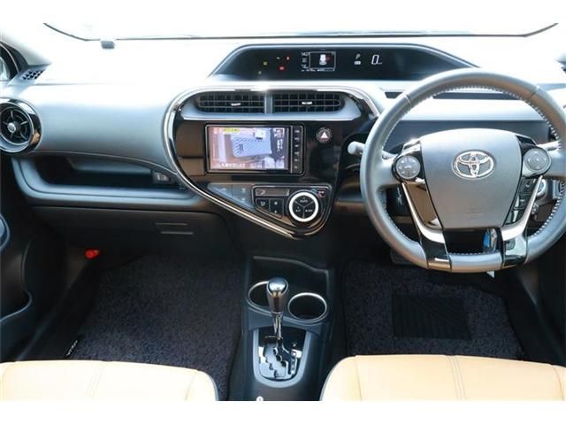 TOYOTA AQUA 2018 Image 31