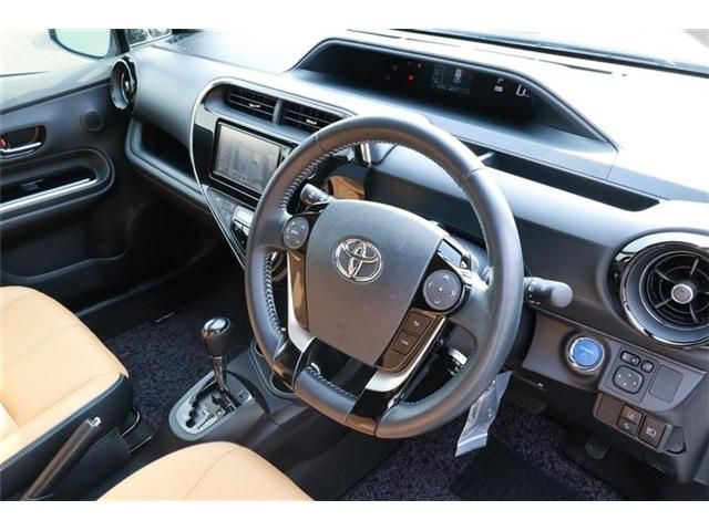 TOYOTA AQUA 2018 Image 31