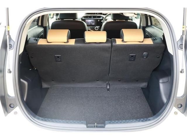 TOYOTA AQUA 2018 Image 31