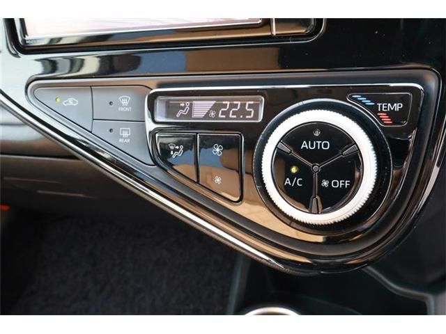 TOYOTA AQUA 2018 Image 31