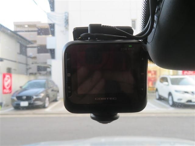 MERCEDES BENZ GLC CL 2016 Image 31