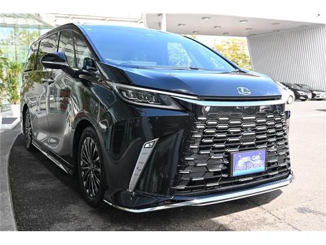 TOYOTA LEXUS LM500H 2024 Image 31