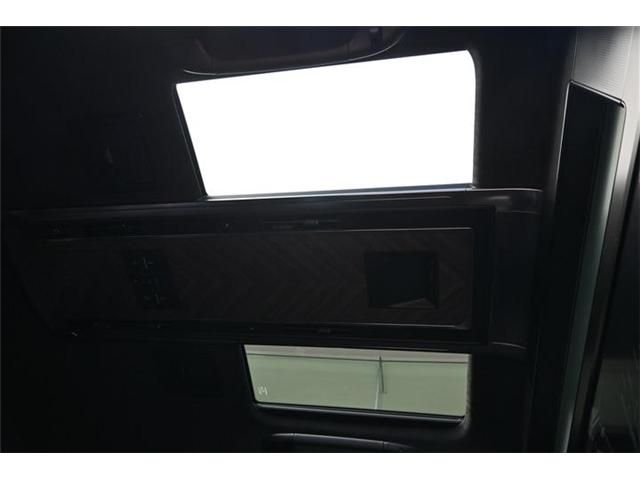 TOYOTA LEXUS LM500H 2024 Image 31