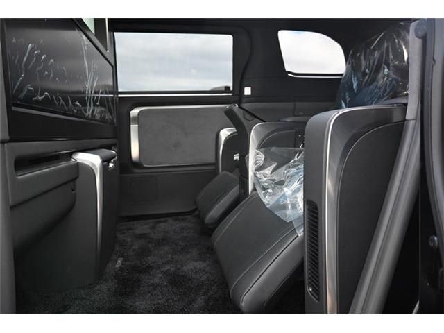 TOYOTA LEXUS LM500H 2024 Image 31