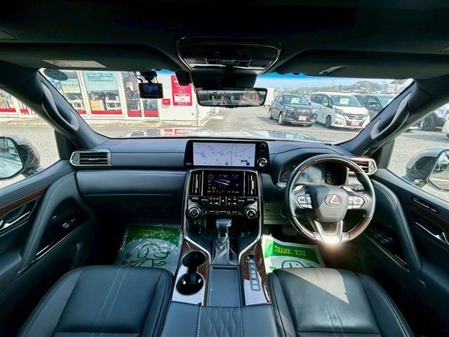 TOYOTA LEXUS LX600 2024 Image 31