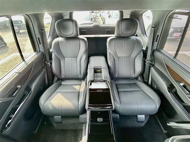 TOYOTA LEXUS LX600 2024 Image 31