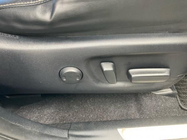 TOYOTA HARRIER 2WD 2019 Image 31