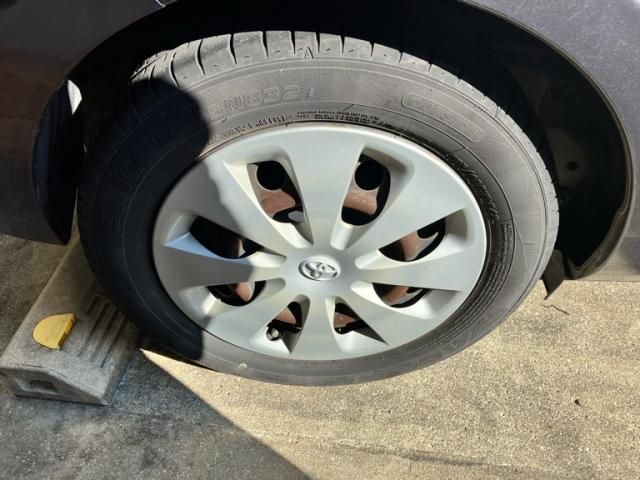 TOYOTA AQUA 2013 Image 31