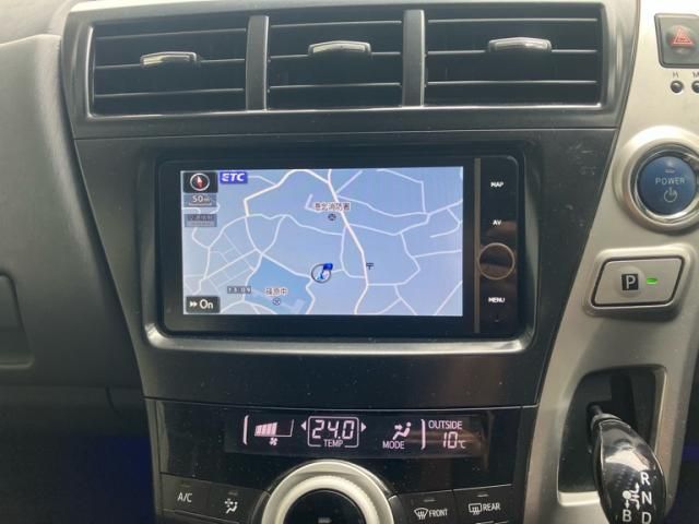 TOYOTA PRIUS ALPHA 2013 Image 31