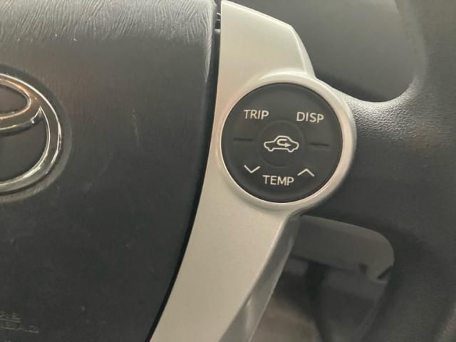 TOYOTA PRIUS 2011 Image 31