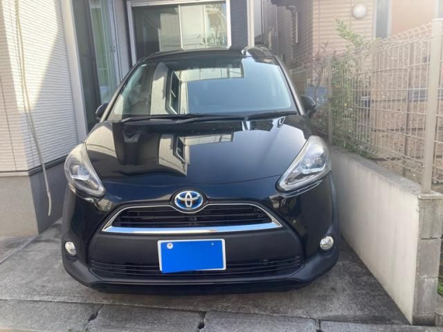 TOYOTA SIENTA HYBRID 2018 Image 31