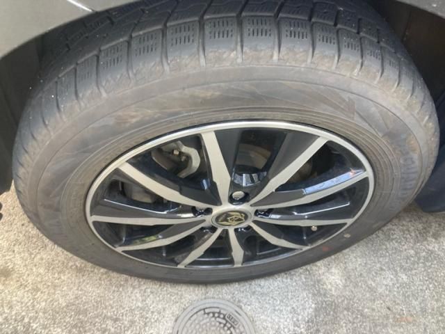 TOYOTA SIENTA HYBRID 2018 Image 31