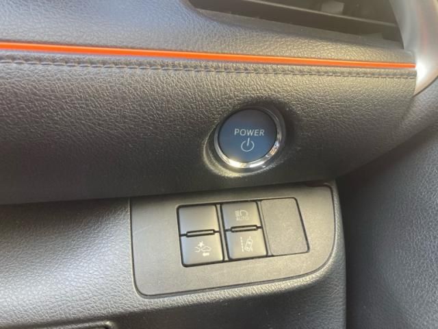 TOYOTA SIENTA HYBRID 2018 Image 31