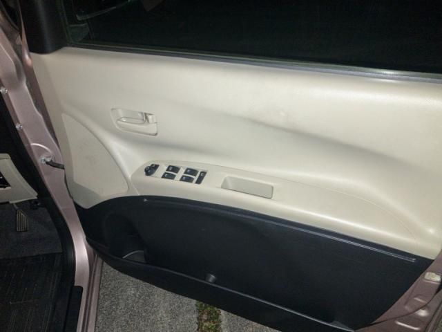 DAIHATSU TANTO EXE 2013 Image 31