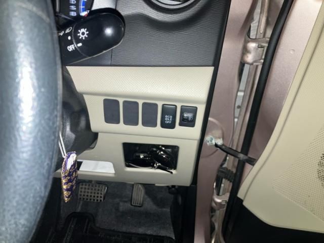 DAIHATSU TANTO EXE 2013 Image 31