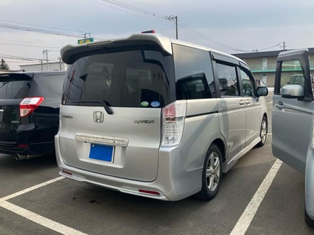 HONDA STEPWAGON SPADA 2010 Image 31